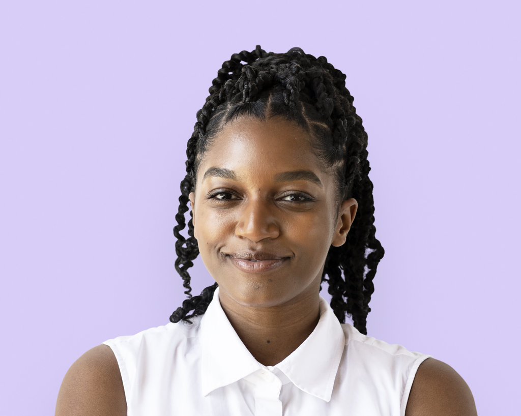 african-teenage-girl-portrait-happy-smiling-face (FILEminimizer)